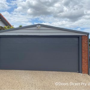 Basalt Madison Sectional Door