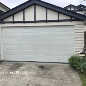 19820 Hampton sectional Surfmnist
